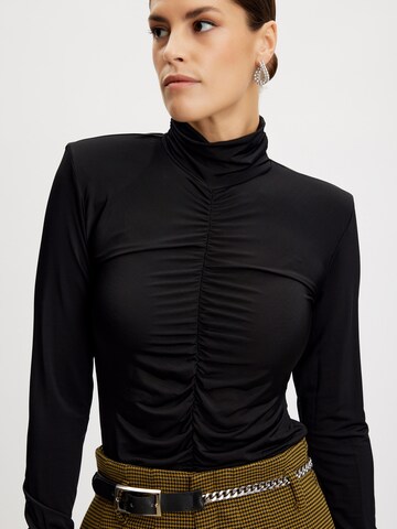 Gestuz Blouse 'Ly' in Black