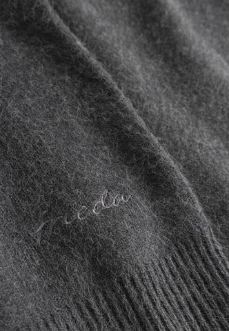 Frieda & Freddies Knitted dress in Grey