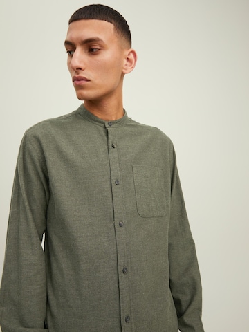 JACK & JONES Regular fit Button Up Shirt in Green