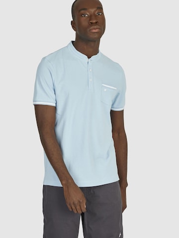 HECHTER PARIS Shirt in Blue: front