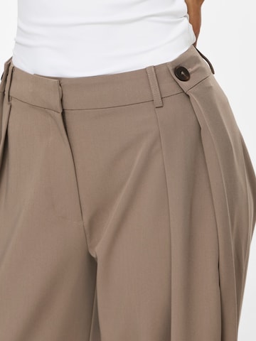 VILA - Ropa ancha Pantalón plisado 'VIMaya' en marrón
