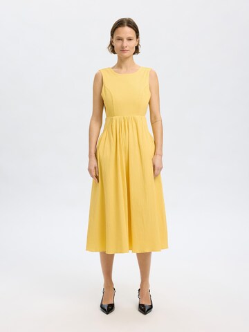 Robe d’été SELECTED FEMME en jaune : devant