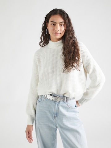 HOLLISTER Sweater in White: front