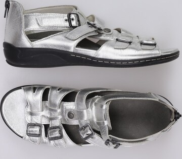 WALDLÄUFER Sandalen 41 in Silber: predná strana