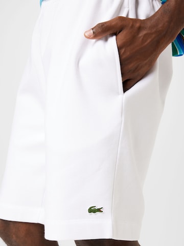 LACOSTE regular Παντελόνι σε λευκό