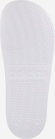 balts ADIDAS SPORTSWEAR Iešļūcenes/baseina apavi 'Adilette'