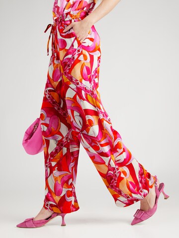 Emily Van Den Bergh Lużny krój Spodnie w kolorze różowy: przód