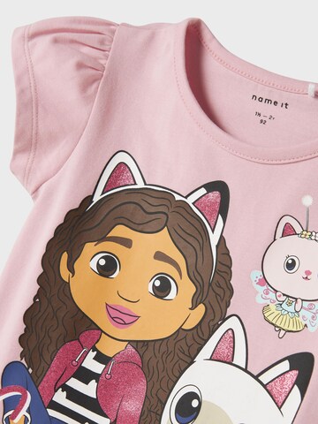Robe 'Gabby's Dollhouse' NAME IT en rose