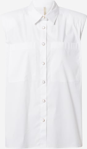 IMPERIAL Blouse in White: front
