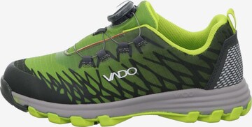 Vado Sneakers in Green: front