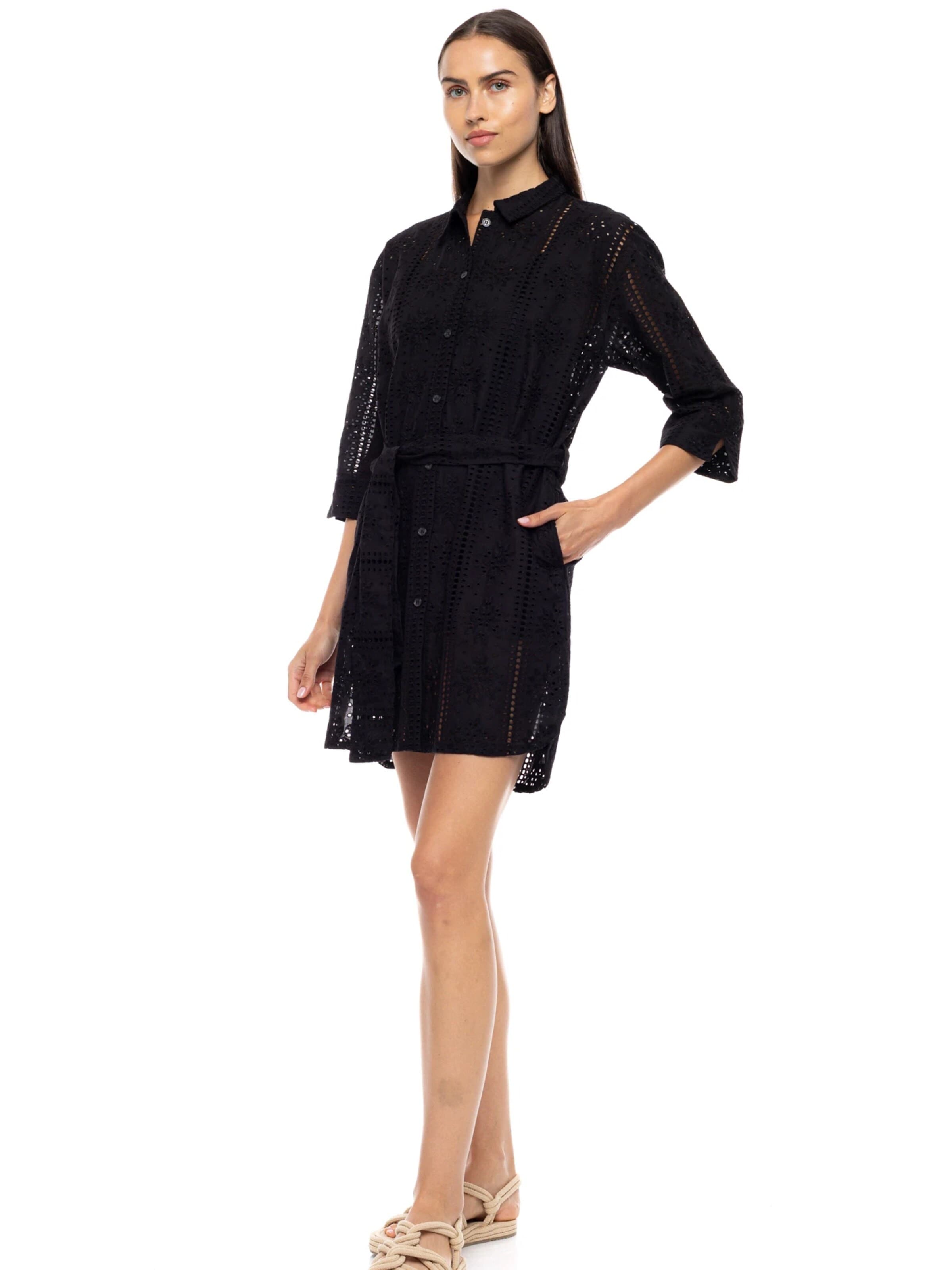 Pink Label - Vestido de verano 'BEACHWEAR FLOWER EMBRODERY' en negro