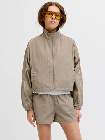 Giacca di mezza stagione 'JXNila' di JJXX in grigio: frontale