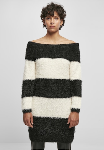 Urban Classics Knit dress in Black: front