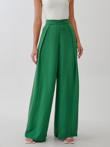 Wide Leg Pantalon 'EMILY' Tussah en vert : devant