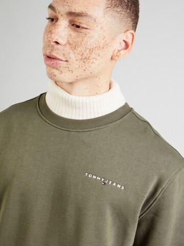 Tommy Jeans Sweatshirt 'LINEAR' in Groen