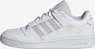 Baskets basses 'Forum' ADIDAS ORIGINALS en blanc : devant