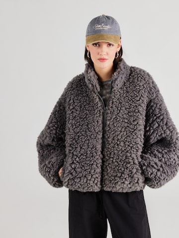 Giacca di mezza stagione di WEEKDAY in grigio: frontale