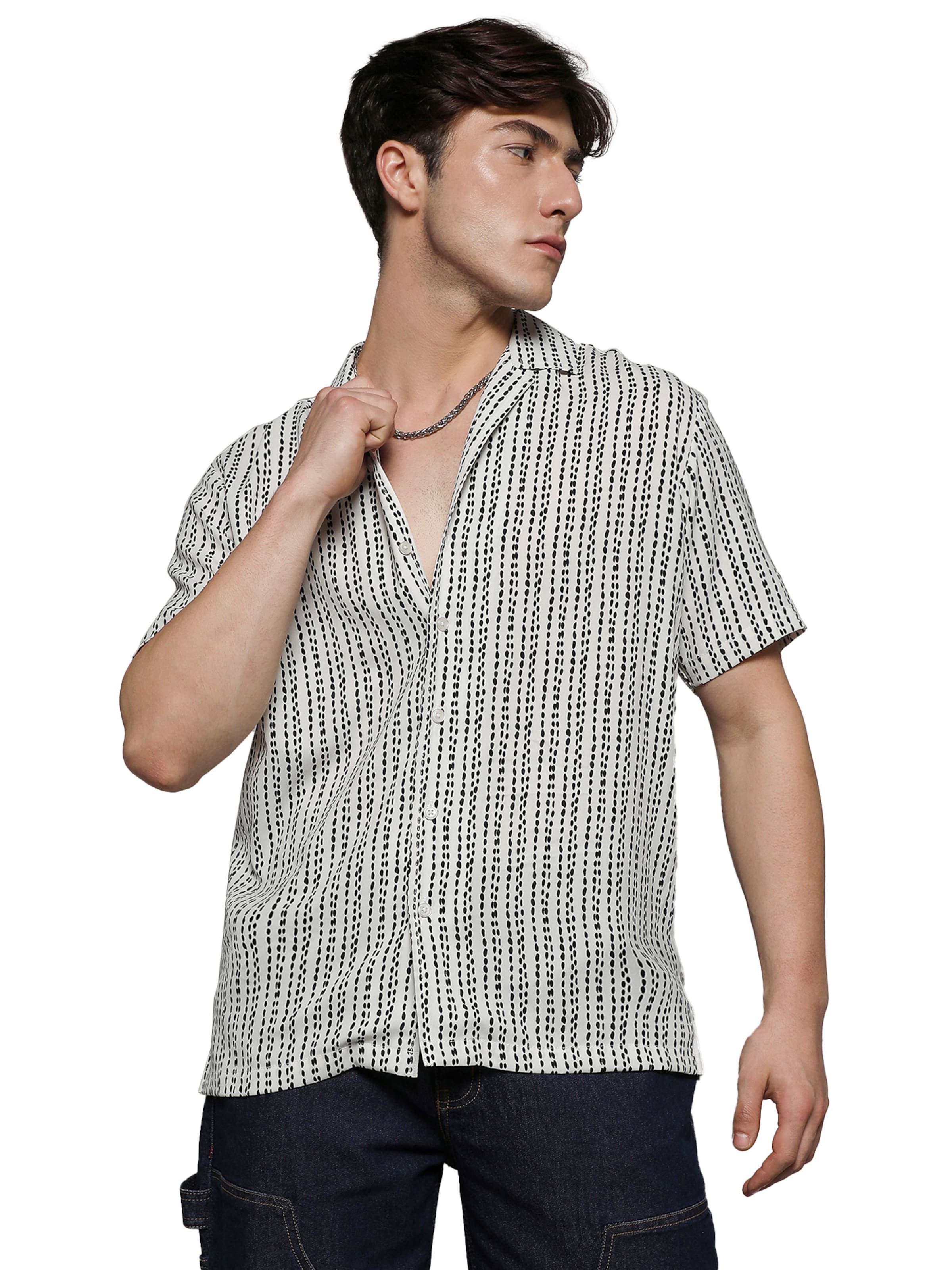Comfort fit Camicia 'Malachi' di Campus Sutra in bianco: frontale