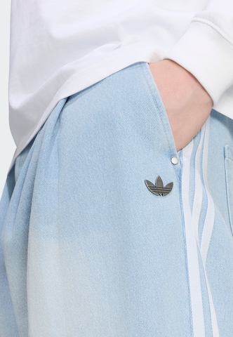 ADIDAS ORIGINALS Baggy Bandplooi jeans 'Adilenium Season 5' in Blauw