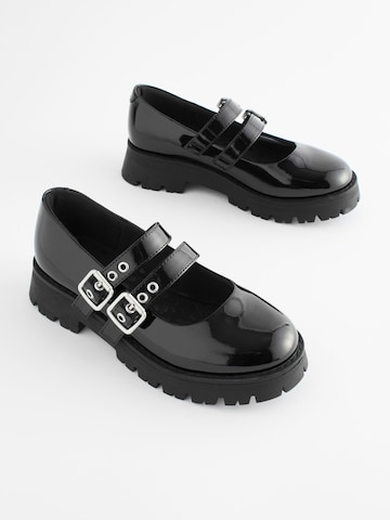 Pantofi de la Next pe negru