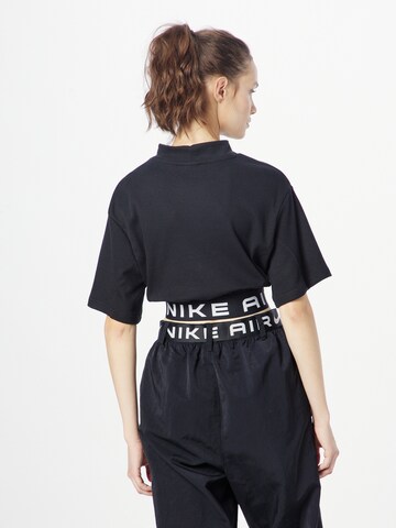 Nike Sportswear T-shirt i svart