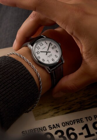 Orologio analogico di TIMEX in nero: frontale