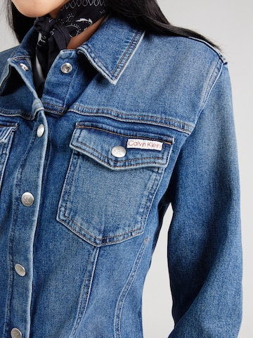 Robe Calvin Klein Jeans en bleu