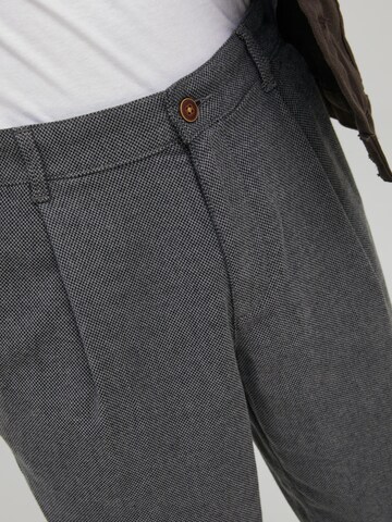 Regular Pantalon à pince 'Milo' JACK & JONES en gris