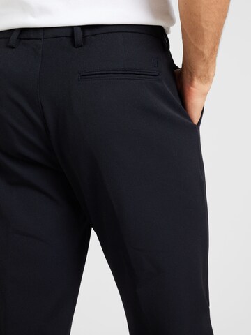 Les Deux Regular Trousers with creases 'Como' in Blue