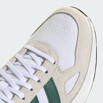 Scarpa sportiva 'Run 84' di ADIDAS SPORTSWEAR in bianco