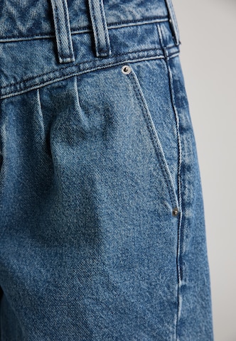 MUSTANG Regular Jeans in Blau