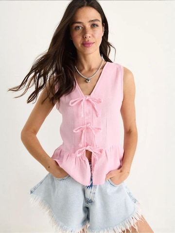 Camicia da donna di Bianco Lucci in rosa: frontale