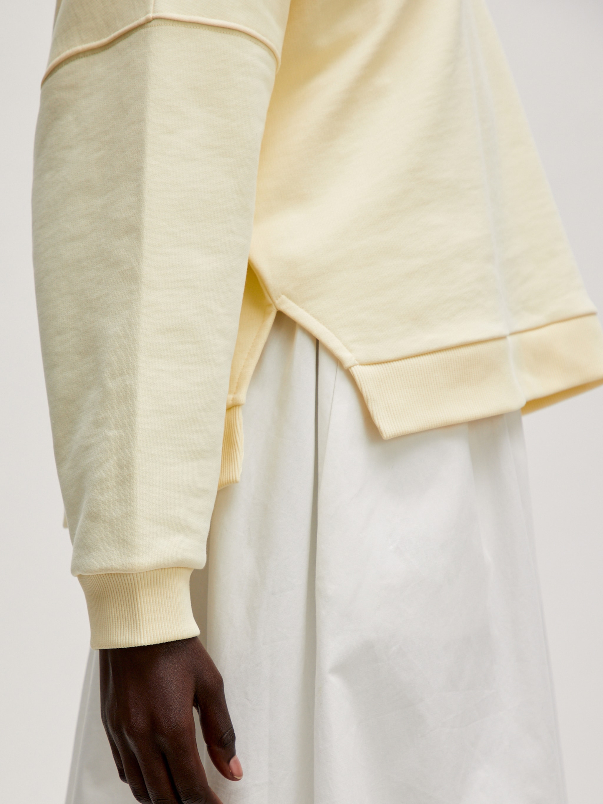 EDITED Produkte Sweatshirt 'Natacha' beige