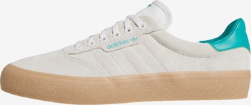 ADIDAS ORIGINALS Sneakers '3MC' in White: front