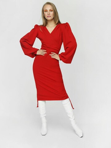 Madnezz House Kleid in Rot