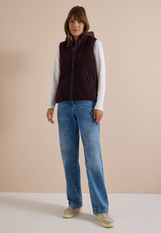 CECIL Vest in Red