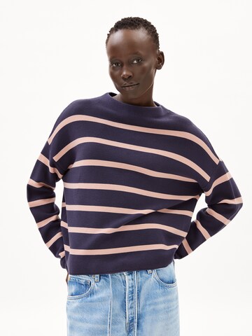 Pull-over ' MERINAA' ARMEDANGELS en bleu : devant