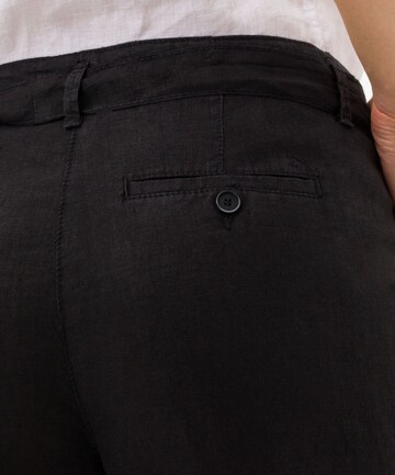 BRAX Regular Pleated Pants 'Maine' in Black