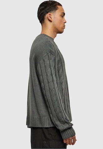 Urban Classics Pullover in Grau