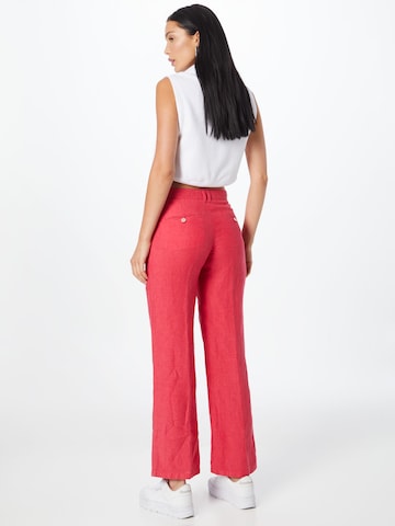 BRAX Regular Trousers with creases 'FARINA' in Red