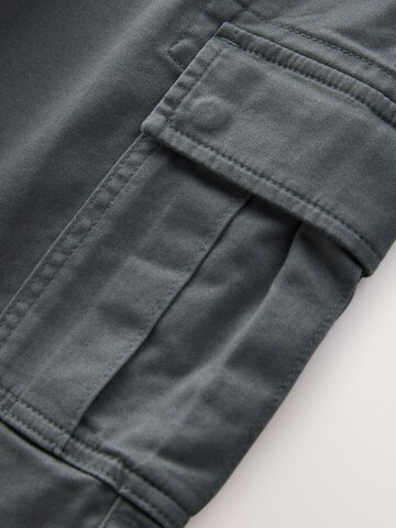 Next Regular Shorts in Grau