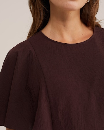 WE Fashion Blouse in Brown