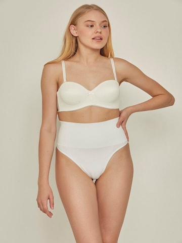 C&City Shapingslip in Weiß: Vorderseite