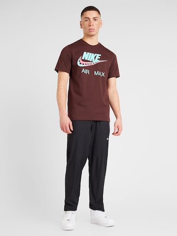 T-Shirt 'DAY FUTURA' Nike Sportswear en marron