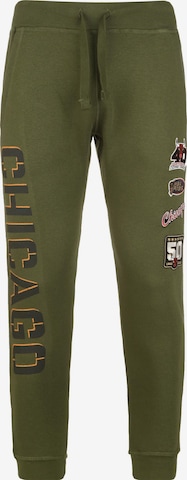 Effilé Pantalon Mitchell & Ness en vert : devant