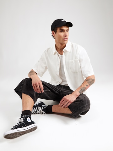 Comfort fit Camicia di WEEKDAY in bianco