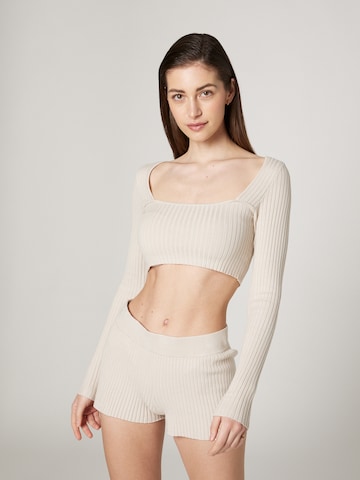 LENI KLUM x ABOUT YOU Sweater 'Salma' in White: front