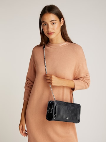 Calvin Klein Jeans Schoudertas 'UTILITY' in Zwart