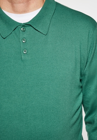 MO - Pullover em verde