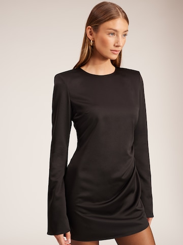 RÆRE by Lorena Rae Dress 'Ina' in Black: front